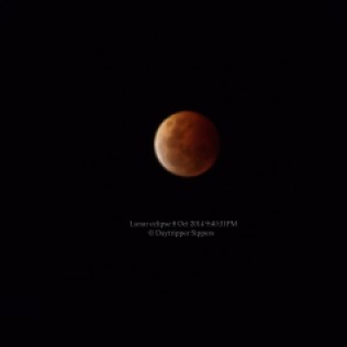 Lunar eclipse-Blood Moon, 8 Oct 2014 940pm